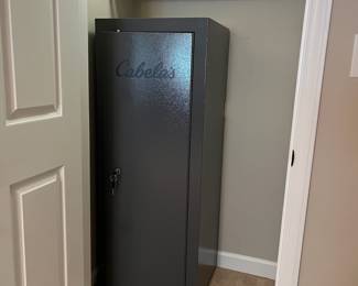 H78 - $125. Cabela’s 18 Gun Cabinet. Key only. Not a fire/water safe. Measures 21“ W x 18” x 55” Tall.