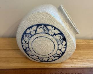 H129 - $35. Dedham Pottery Bunny Canister No Lid. Measures 7.5" W x 7.25" Tall.