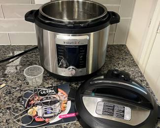 H72 - $40. Instant Pot Ultra 60 6Qt Pressure Cooker.