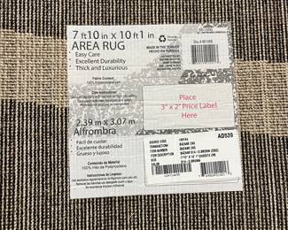 H82 - $35. Alfrombra Area Rug. Good condition with some spots. Measures 84” W x 120“ Long.