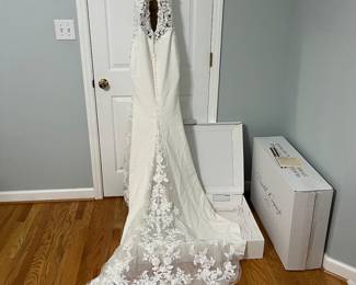 H100 - $300. Morilee Madeline Gardner. Size 8. Wedding Dress.