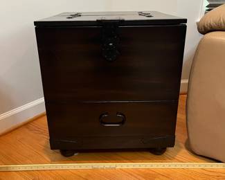H48 - $75. Chest Style Side Table - Dark Finish. Measures 21” W x 23“ D x 24” Tall. Sturdy and very good condition.