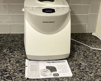 H70 - $35. Hamilton Beach 2 lb HomeBaker Bread Machine Model 29881.