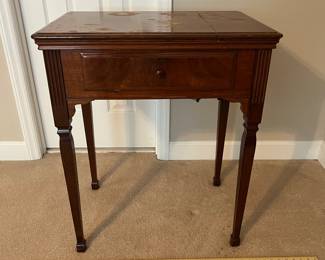 H79 - $75. SINGER 201-2 Sewing Machine. Works. Table Measures 25.5” W x 17.75” D x 30.25” Tall.