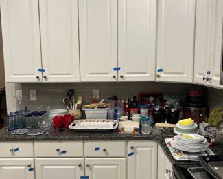 OVERVIEWS! Beautiful - Clean home. Come and shop to find some treasures!If these items don't have individual photos we can not hold for you - you MUST schedule an appointment to come and browse.