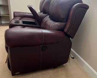 H76 - $600. Cindy Crawford Home Love Seat with 2 Electric Reclining Seats. Measures 76.5” W x 33” D x floor to seat 19” X floor to back 39” Tall. Really good condition. Has a few scuffs. Located on the 2nd story. Please have 2 strong people to move.