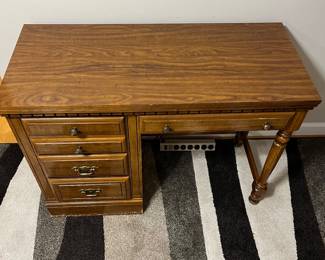 H84 - $60. 2 Piece Desk with Hutch. Desk measures 40.5” W x 18” D x 30.25“ Tall. Top shelf unit measures 40“ W x 11.25” D x 44.5” Tall. Everything works - minor surface wear - see photos.