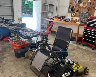 OVERVIEWS! Beautiful - Clean home. Come and shop to find some treasures!If these items don't have individual photos we can not hold for you - you MUST schedule an appointment to come and browse.