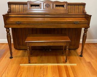 H46 - $100. Baldwin Upright Piano. Serial #1196036. Made In The USA. Measures 59” W x 29” D x 40” Tall. YOU MUST HIRE MOVERS. Located on the first floor - about 20' into the house.