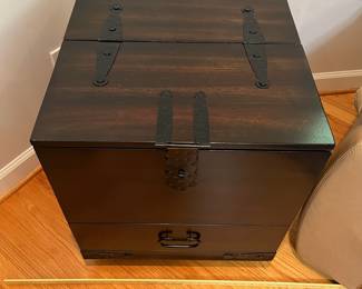 H48 - $75. Chest Style Side Table - Dark Finish. Measures 21” W x 23“ D x 24” Tall. Sturdy and very good condition.