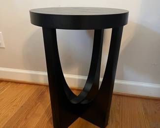 H21 - $25. Round Black Side Table. Measures 18” Diameter x 24” Tall.