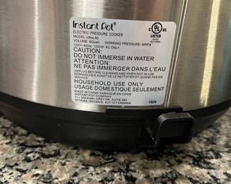 H72 - $40. Instant Pot Ultra 60 6Qt Pressure Cooker.