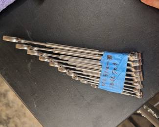H105B - $30. Craftsman 10 Piece Wrench Set. 5/16 - 7/8