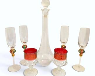 Glass Decanter With Glasses 2 Kings Crown Glasses