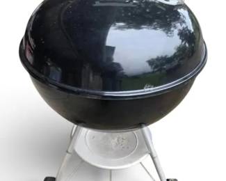Weber Kettle 22 Charcoal Grill
