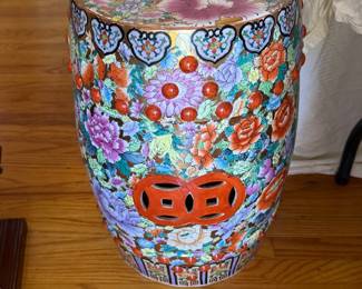 traditional hand-painted Chinese Famille Rose ceramic garden stoo