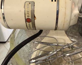 vintage General Electric "Triple Whip" Stand Mixer (likely from the 1940s