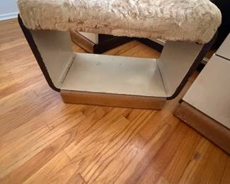 AMODEC (American Modern Decoration Company Vanity