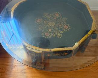 vintage Chinoiserie octagonal black lacquer coffee table featuring a protective glass top