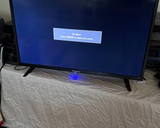 Westinghouse 32in tv w remote model WD32HX1201