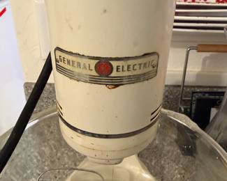 vintage General Electric "Triple Whip" Stand Mixer (likely from the 1940s