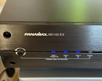 PANAMAX MAX-5100 HOME THEATER POWER CONDITIONER AND SURGE PROTECTOR