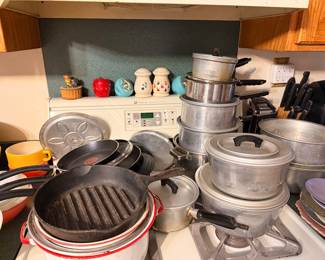 Cast Iron Pan, Pots and Pans