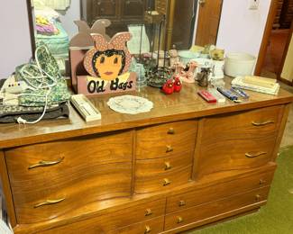 Matching MCM Chest with Mirror