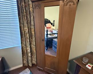 Antique 1900s Scottish Tiger Oak Wardrobe Armoire - Gardner & Son