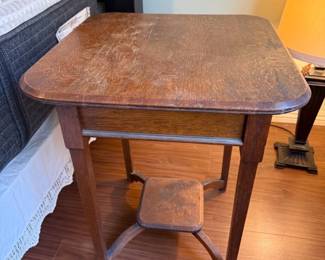 Antique Tiger Oak Sewing / Accent Table with Divided Storage Compartment