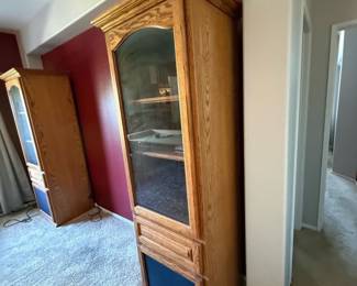 Matching Pair Solid Oak Display Towers / Media Piers