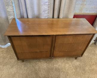 Vintage 6-Drawer dresser