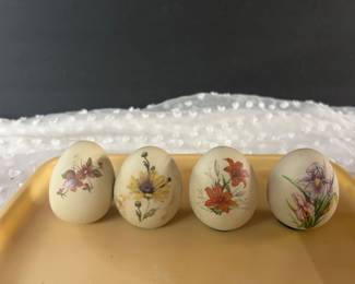 decorative floral-patterned Eggs