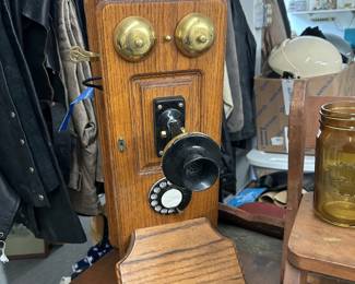 Crank phone