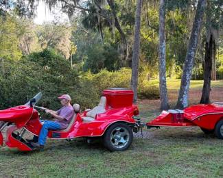 Custom cherry red trike (Roadhawk) with trailer Volkswagen 