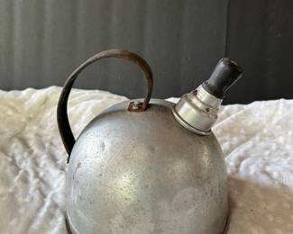 Metal kettle 