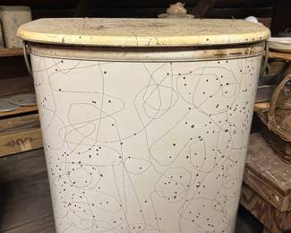 Laundry basket 