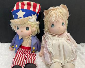 Precious moments dolls 