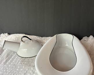 Enamel bed pan and urinal