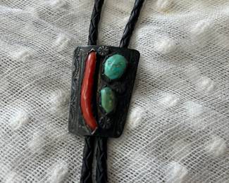 Bolo tie with silver