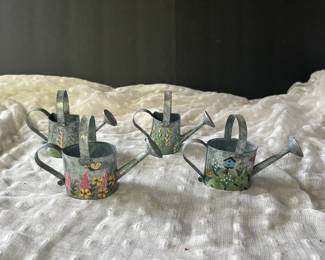 Mini watering can magnets 