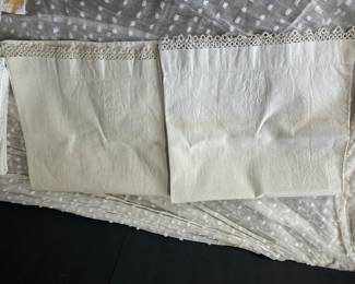 Linen pillow case