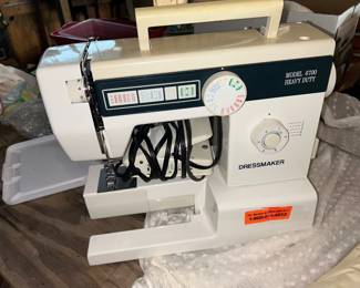Sewing machine 