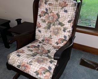 Wooden chair 1 of 2