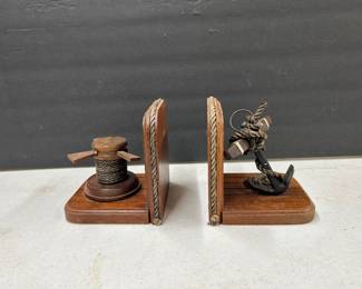 Bookends