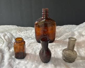 Mini brown bottles