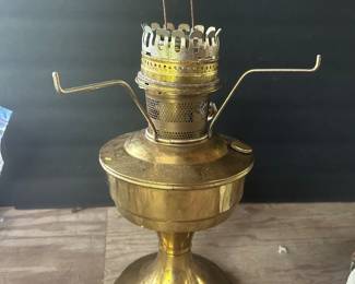 Aladdin vintage brass kerosene oil lamp