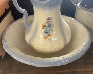 ceramic wash basin and water pitcher set