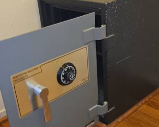 AMSEC CF2518 AMVAULT TL-30 Fire Rated Composite Safe