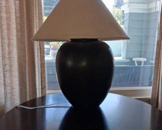 Mid-Century Style Ceramic Table Lamp with Mottled Finish